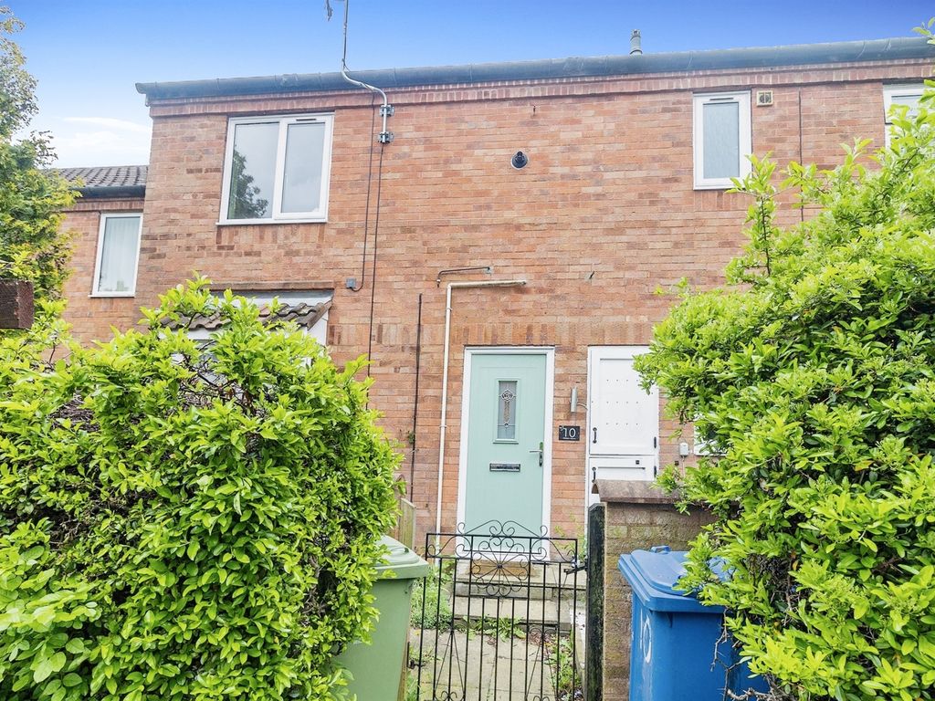 4 bed terraced house for sale in Gilders Mews, Neath Hill, Milton