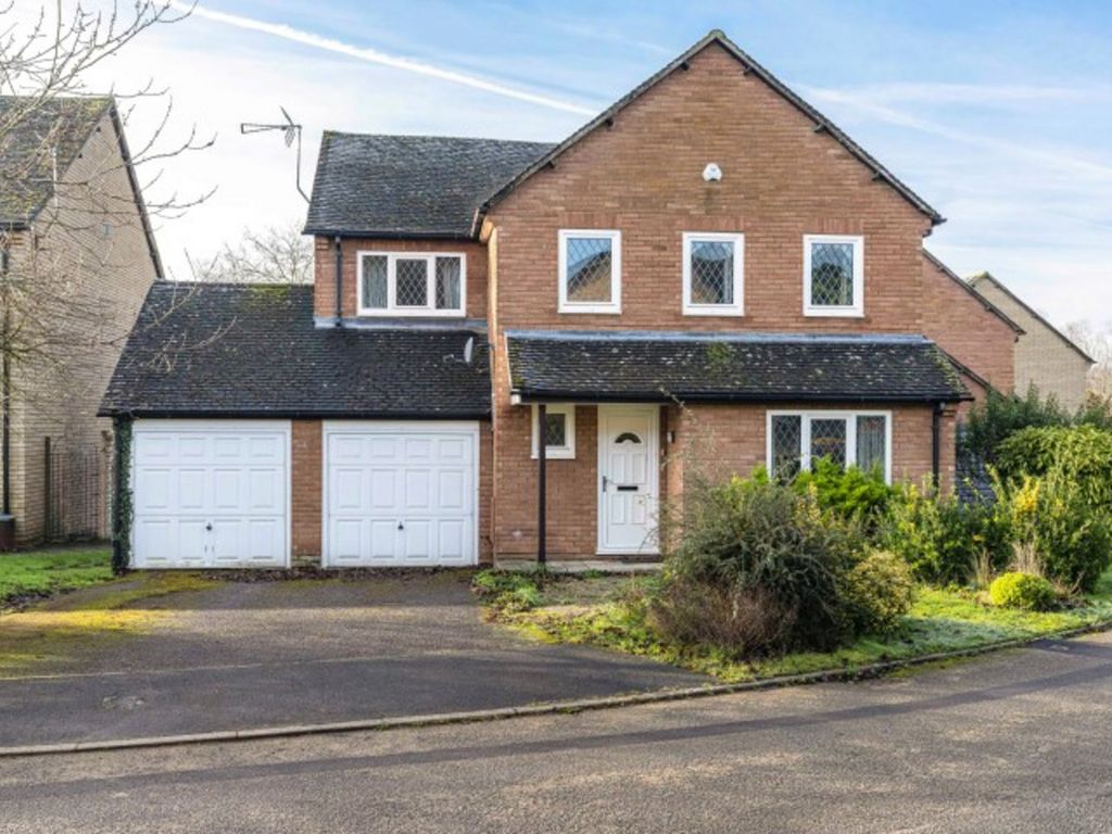4 bed detached house for sale in Lime Kiln Road, Tackley OX5, £550,000