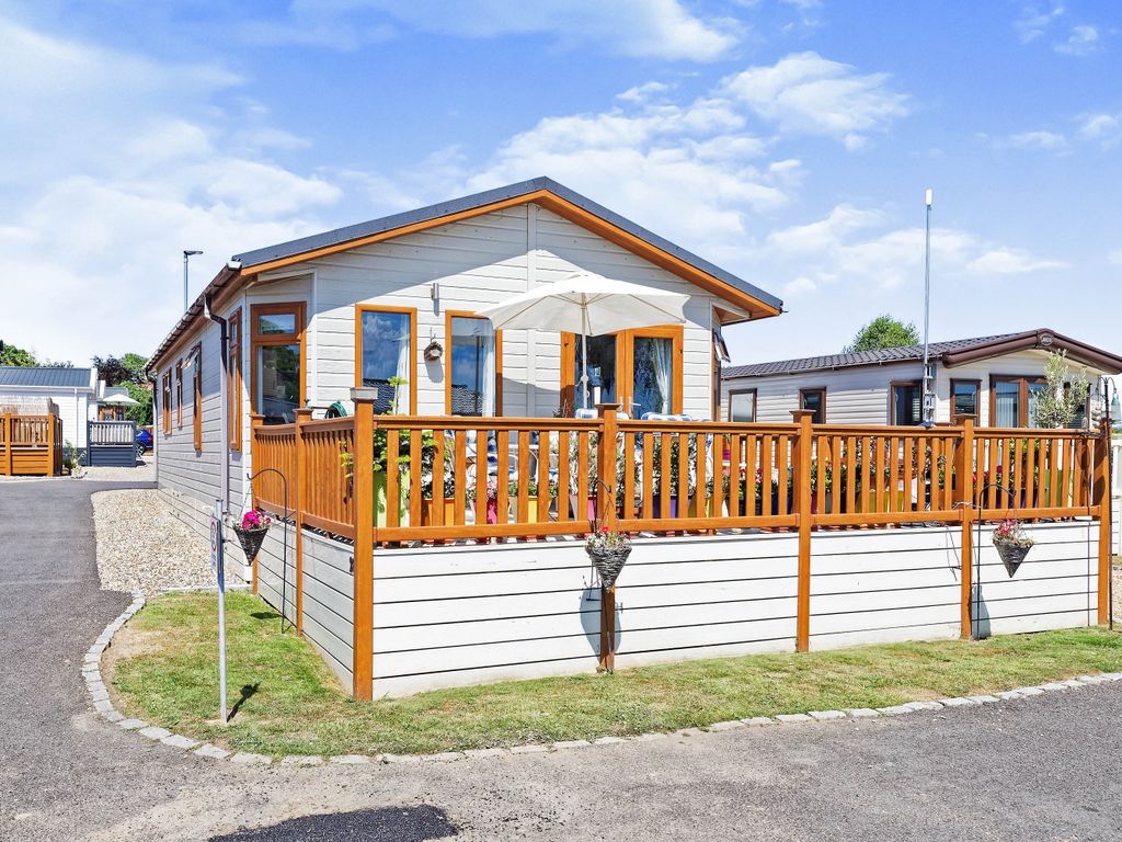 2 bed property for sale in Way Hill, Minster, Ramsgate, Kent CT12 Zoopla