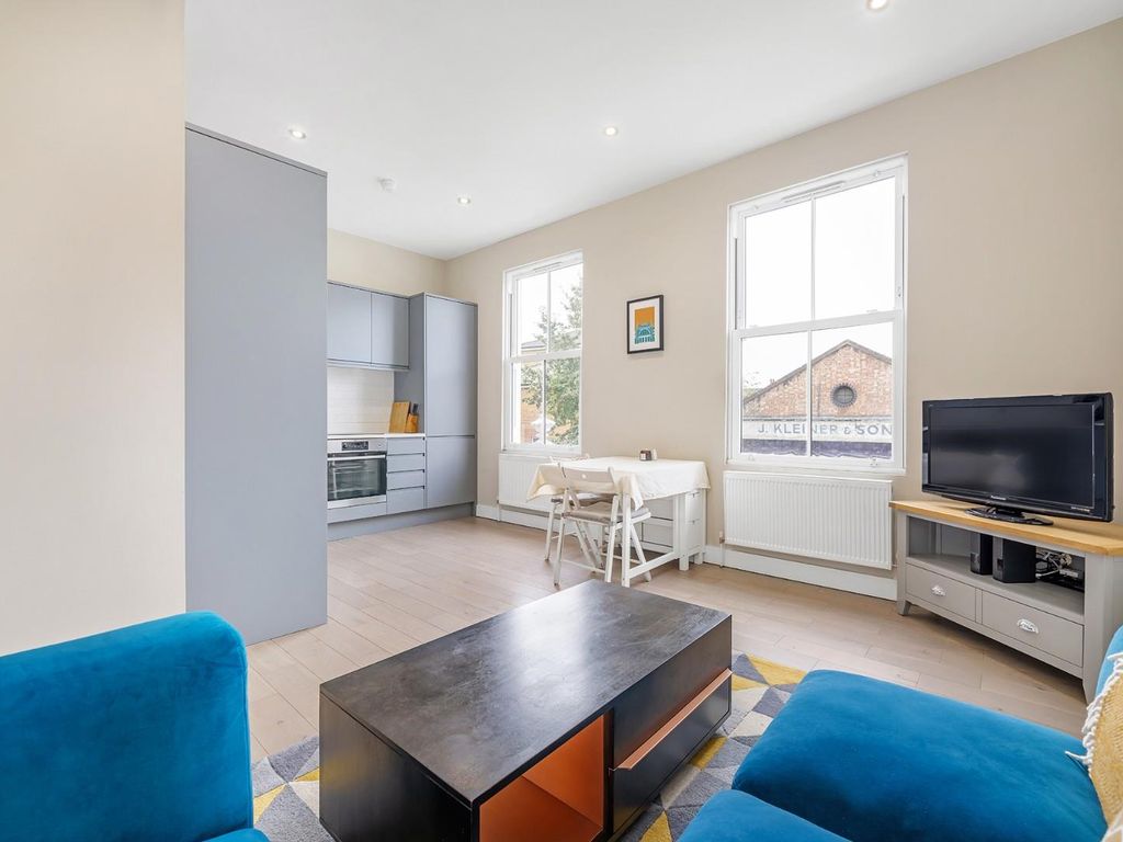 2 bed flat for sale in Railton Road, London SE24, £500,000 Zoopla