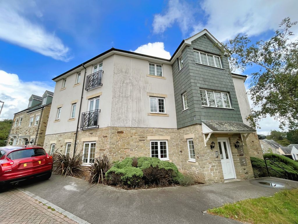 2 bed flat for sale in Dartmoor View, Pillmere, Saltash PL12, £133,000