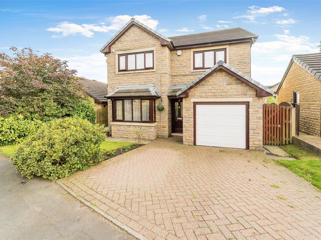4 bed detached house for sale in Standenhall Drive, Burnley, Lancashire