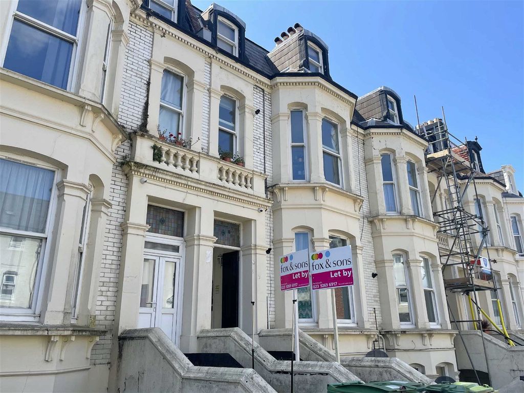1 bed flat for sale in Alhambra Road, Southsea PO4, £142,500 Zoopla