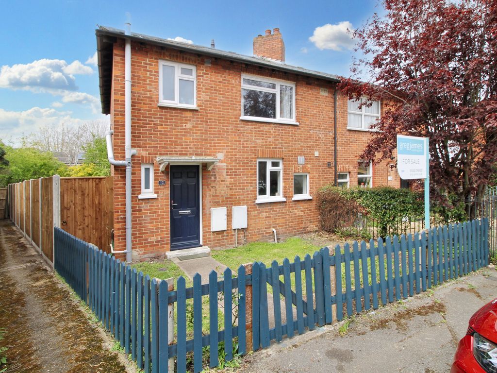 2 bed semidetached house for sale in Maitland Road, Farnborough GU14