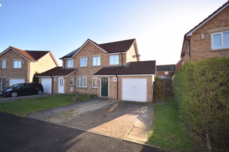 3 bed semidetached house for sale in Maple Drive, Widdrington, Morpeth