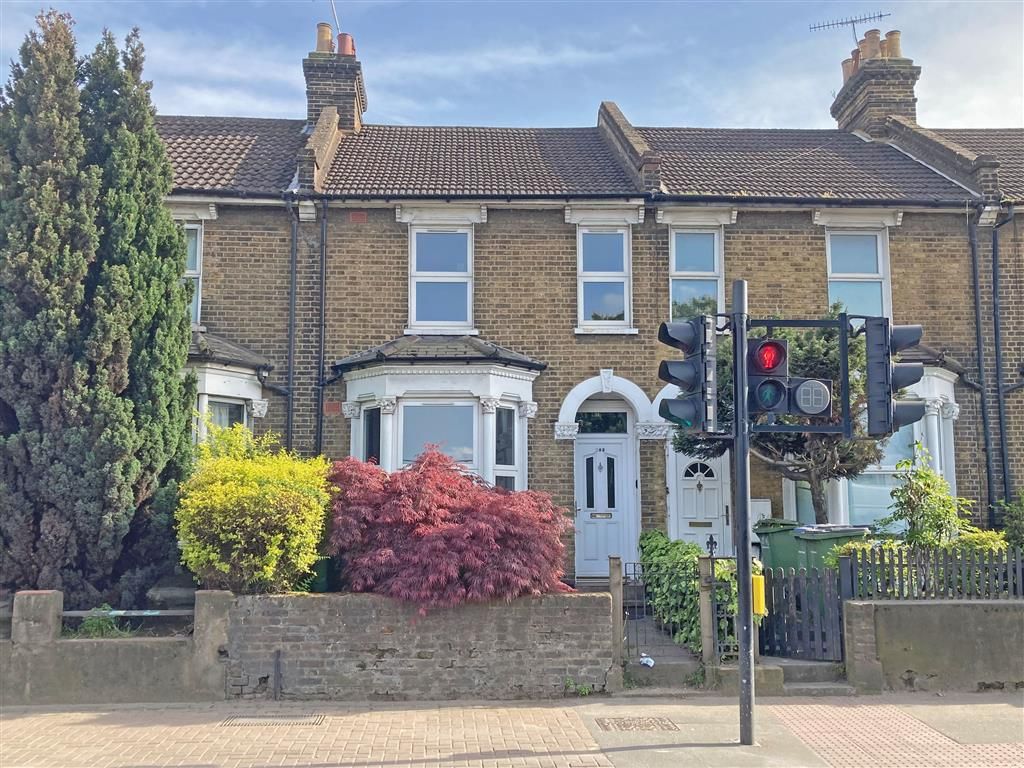 3 bed terraced house for sale in Woolwich Road, London SE7, £475,000