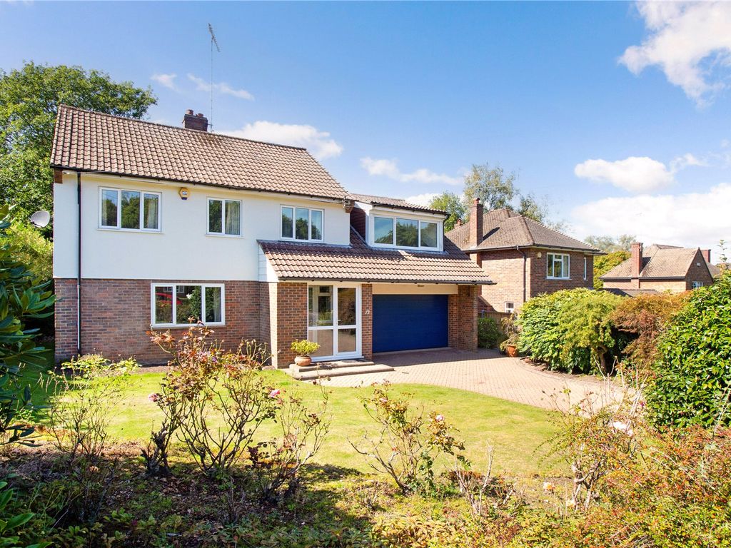 5 bed detached house for sale in Brattle Wood, Sevenoaks, Kent TN13, £