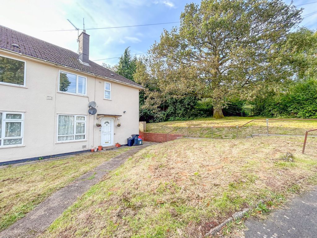 2 bed flat for sale in Brynglas Drive, Newport NP20, £130,000 Zoopla