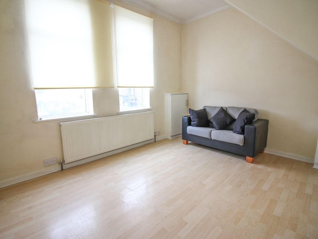1 bed flat to rent in London Road, Hazel Grove, Stockport SK7 Zoopla