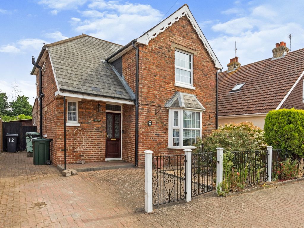 3 bed detached house for sale in Rising Road, Ashford TN23 Zoopla