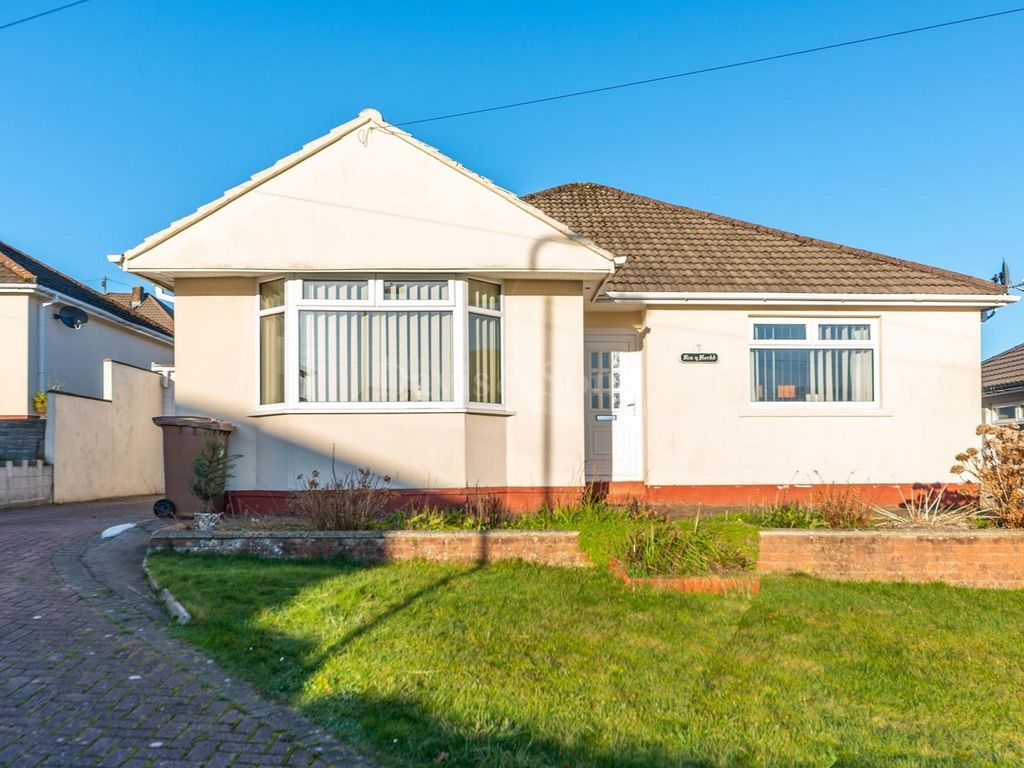 2 bed detached bungalow for sale in Valley View, Pontllanfraith, Blackwood, Caerphilly. NP12, £