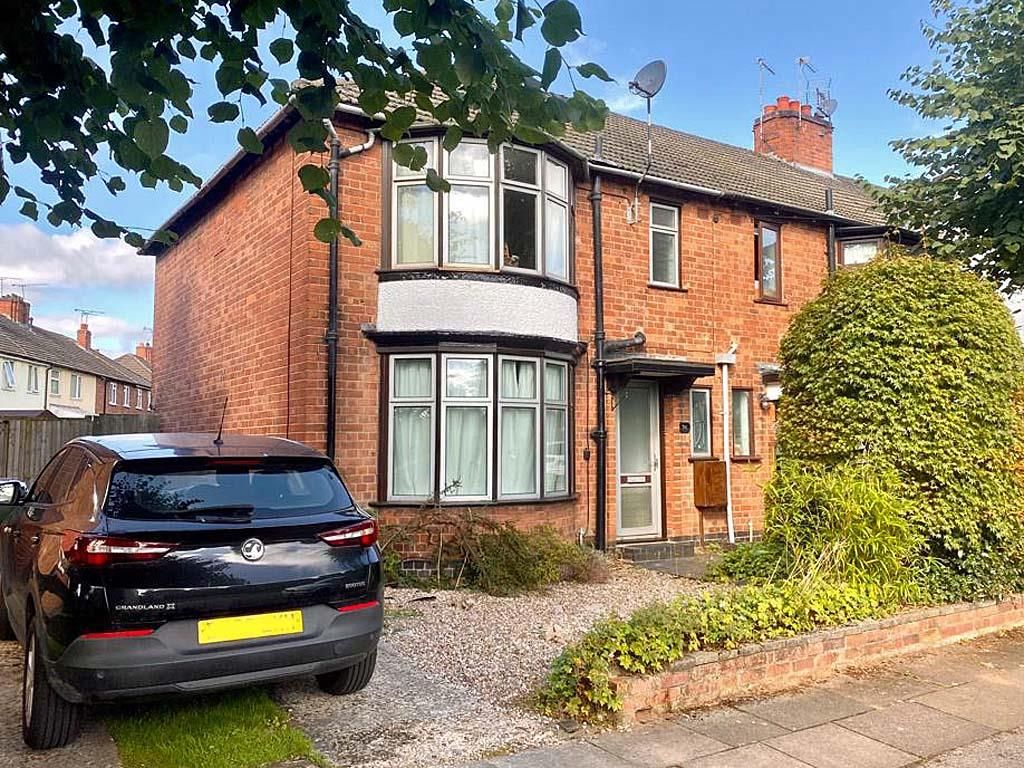3 bed end terrace house for sale in Stoke Green, Stoke Heath, Coventry