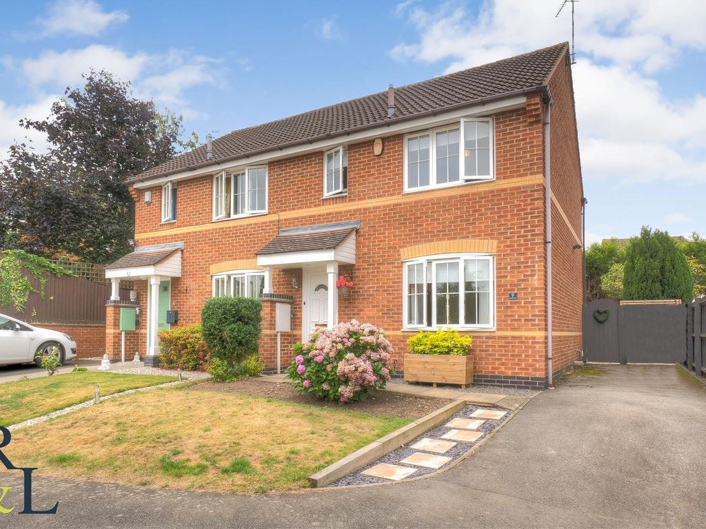 3 bed semidetached house for sale in Bluebell Close, Donisthorpe