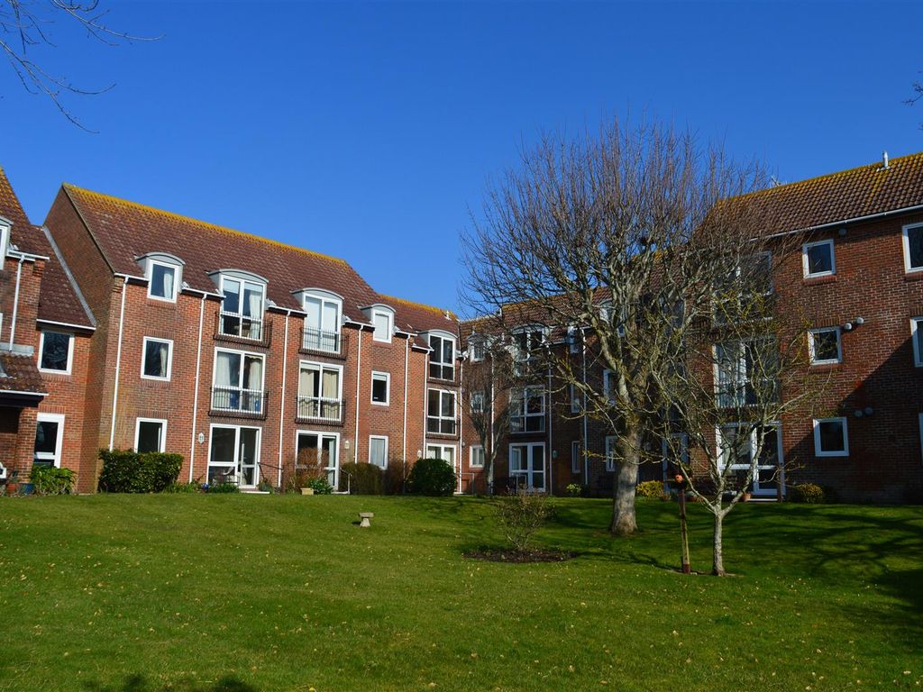 1 bed flat for sale in Sutton Road, Seaford BN25, £120,000 Zoopla