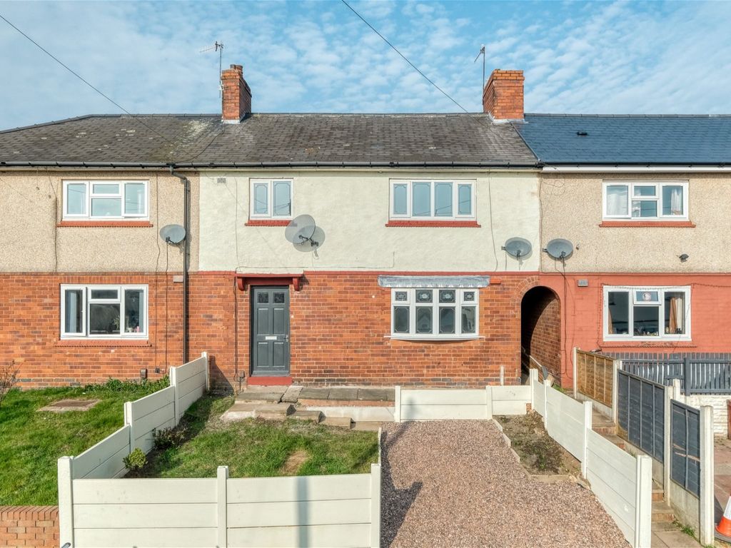 4 bed terraced house for sale in Gloucester Road, Netherton, Dudley DY2