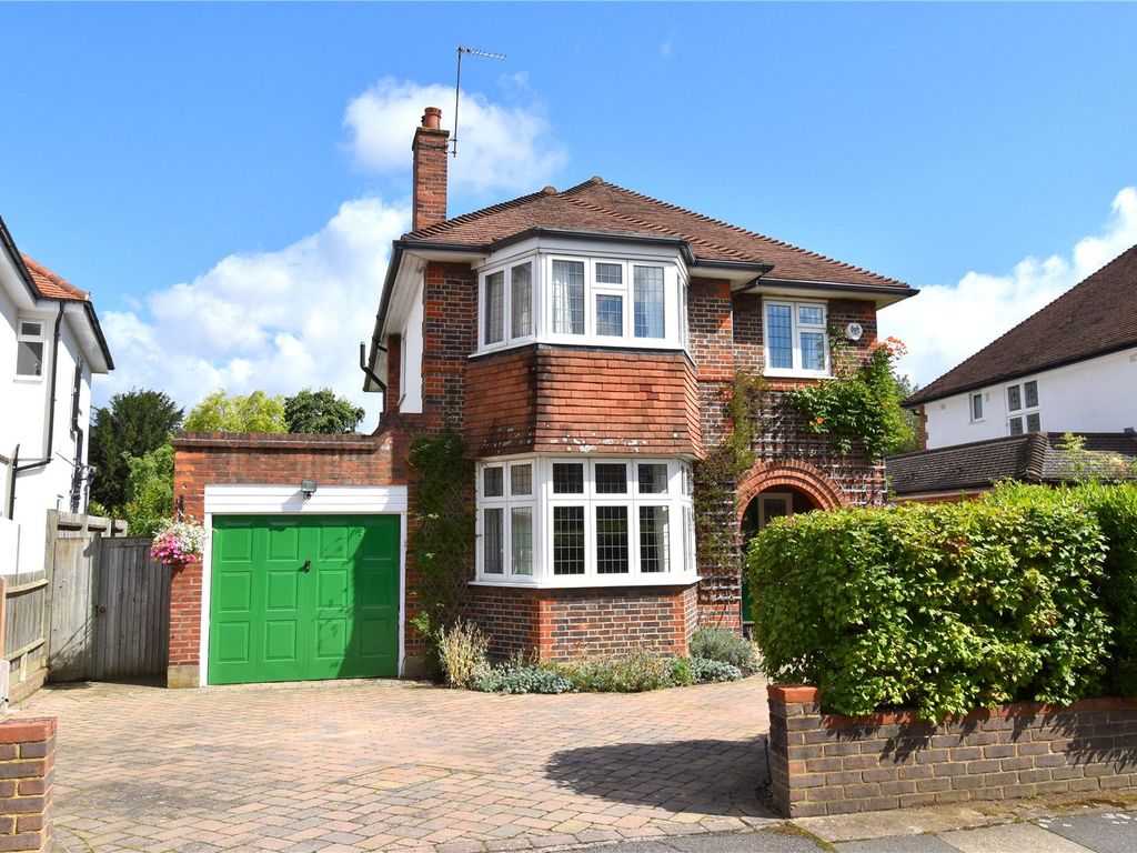 4 bed detached house for sale in Bodley Road, New Malden KT3, £