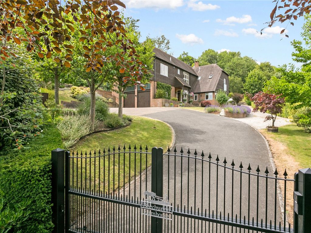 5 bed detached house for sale in Henley Road, Marlow, Buckinghamshire