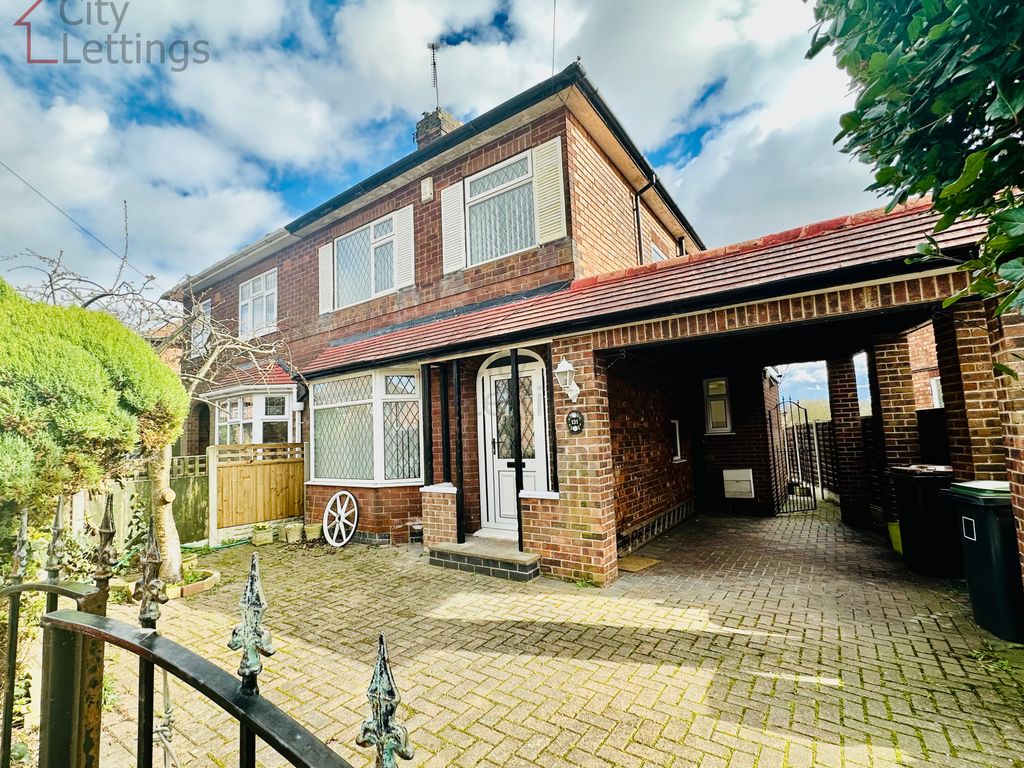 3 bed semidetached house to rent in Leyton Crescent, Beeston/ Rylands