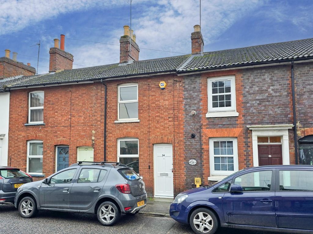 2 bed terraced house for sale in Vandyke Road, Leighton Buzzard LU7, £