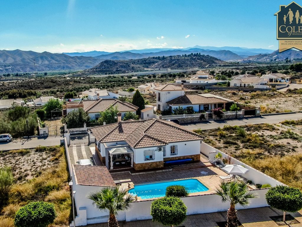 3 bed villa for sale in Los Llanos, Arboleas, Almería, Andalusia, Spain