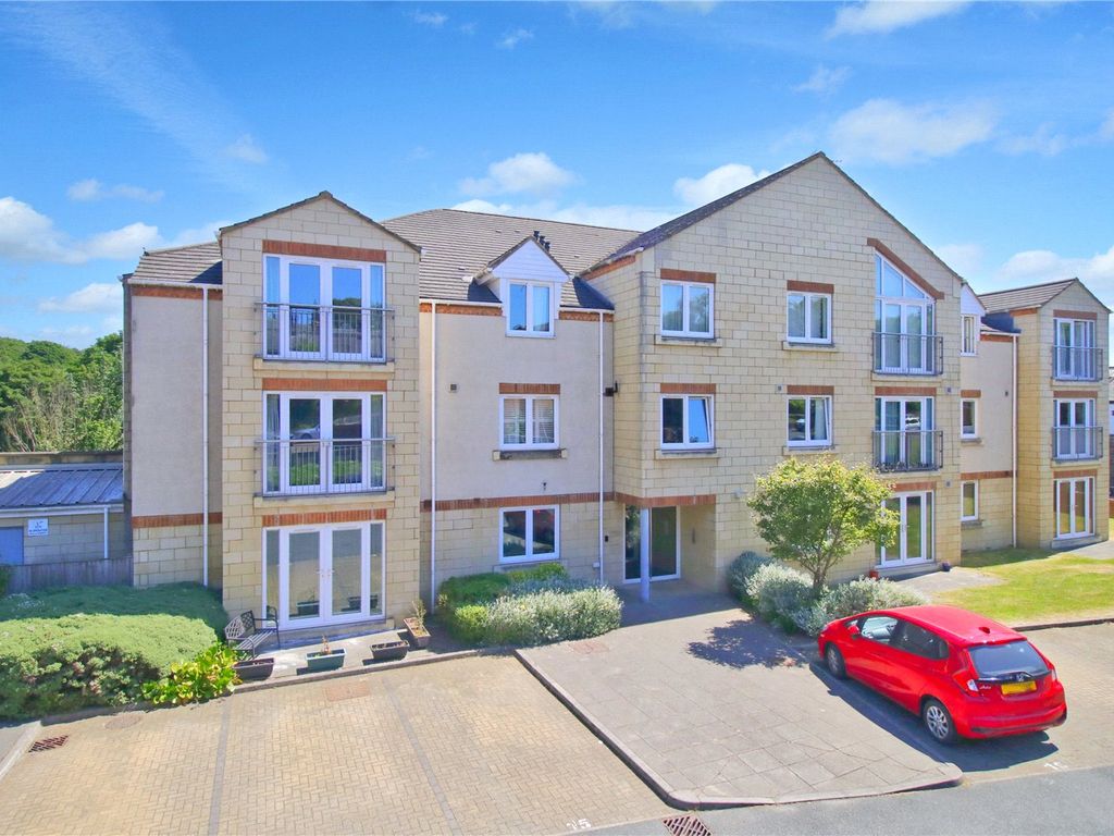 2 bed flat to rent in Broadgate Lane, Horsforth, Leeds, West Yorkshire