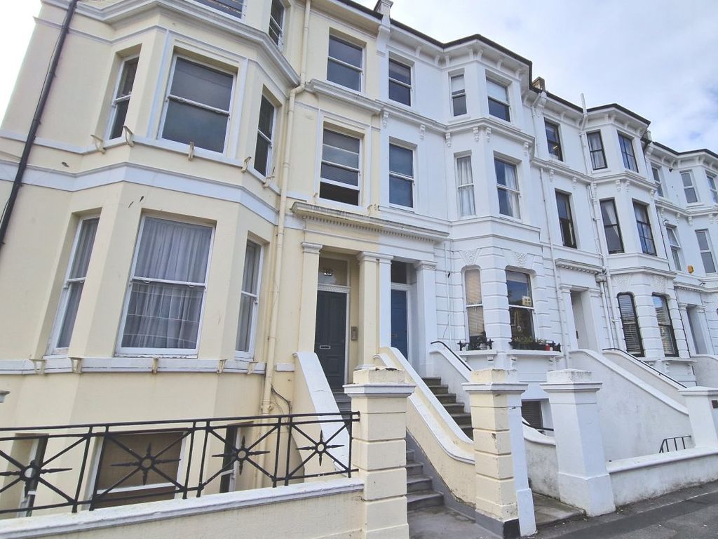 Studio to rent in Norton Road, Hove BN3, £725 pcm Zoopla