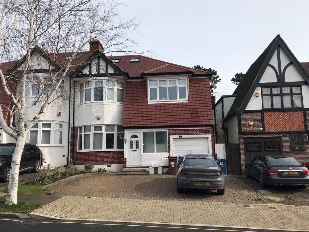 5 bed semidetached house for sale in Lake View, Edgware HA8 Zoopla