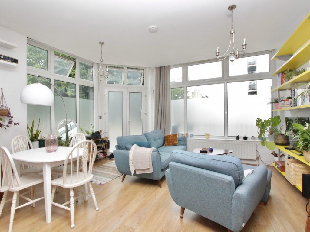 Nevill Road, Stoke Newington, London N16  