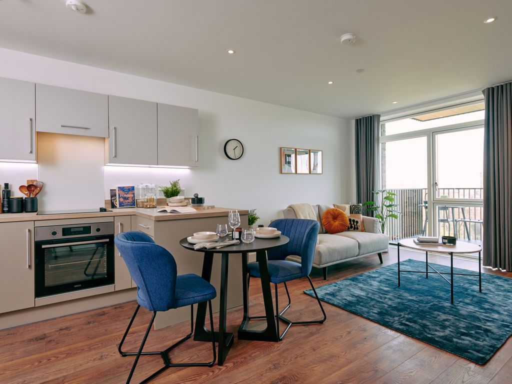 1 bed flat to rent in Barking Wharf Square, Barking IG11, £1,600 pcm