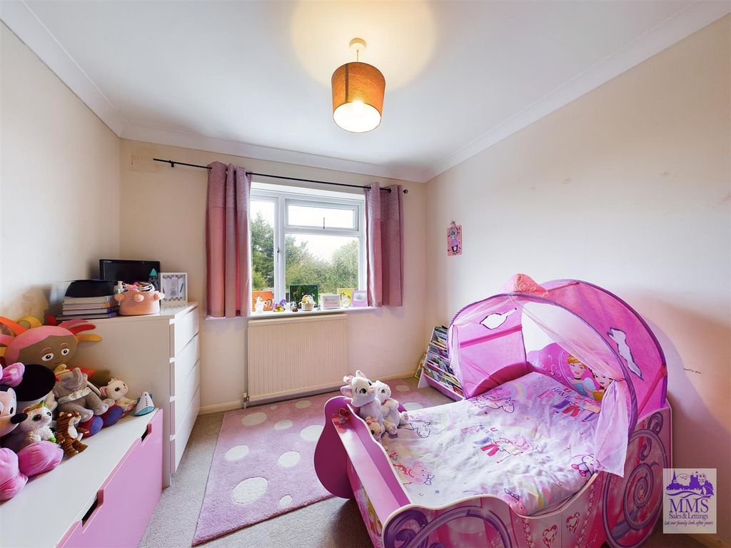 3 bed semidetached house for sale in Bells Lane, Hoo, Rochester ME3