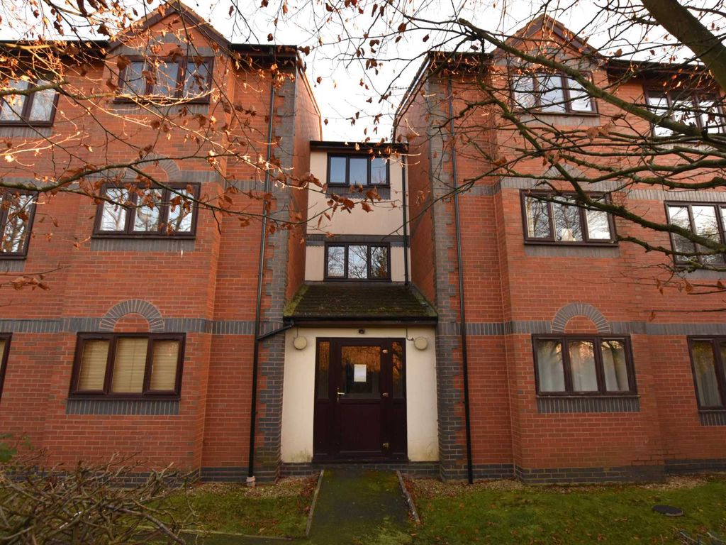 1 bed flat to rent in Badger Gardens, St Peters WR5, £650 pcm Zoopla