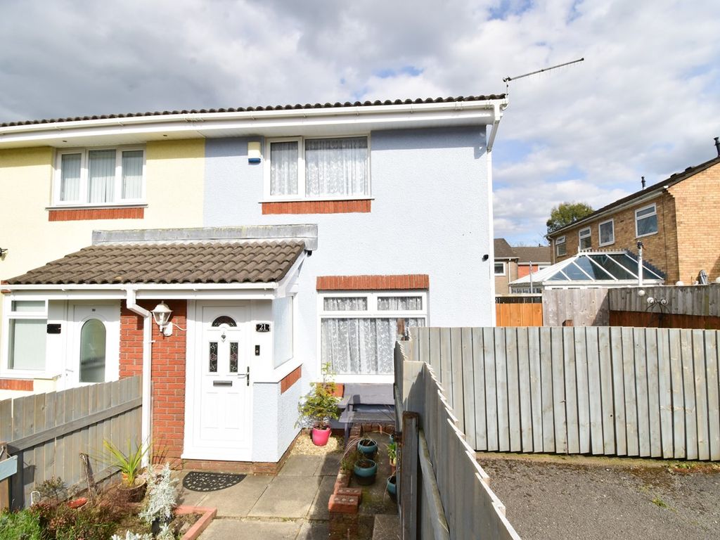 3 bed semidetached house for sale in Heol Elfed, Llansamlet, Swansea