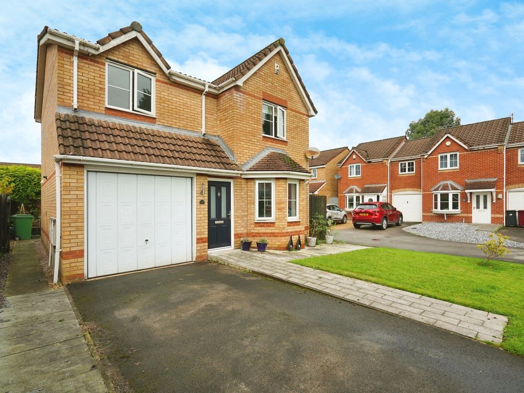 3 bed detached house for sale in Seathwaite Road, Bolton BL4, £260,000