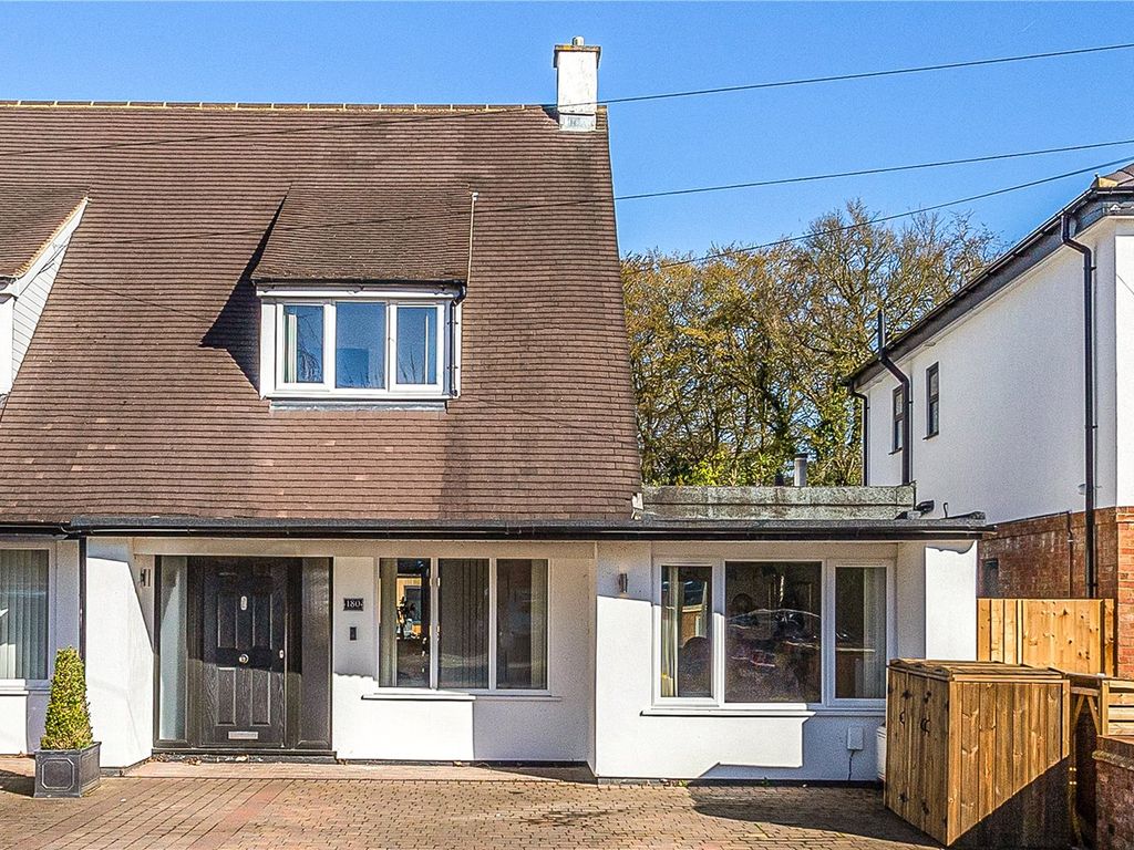 4 bed semidetached house for sale in Highfield Way, Rickmansworth, Hertfordshire WD3 Zoopla