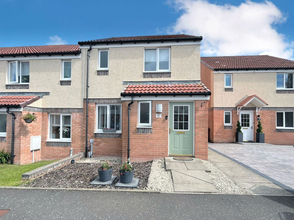 3 bed end terrace house for sale in Rankin Drive, Larbert FK2, £219,995