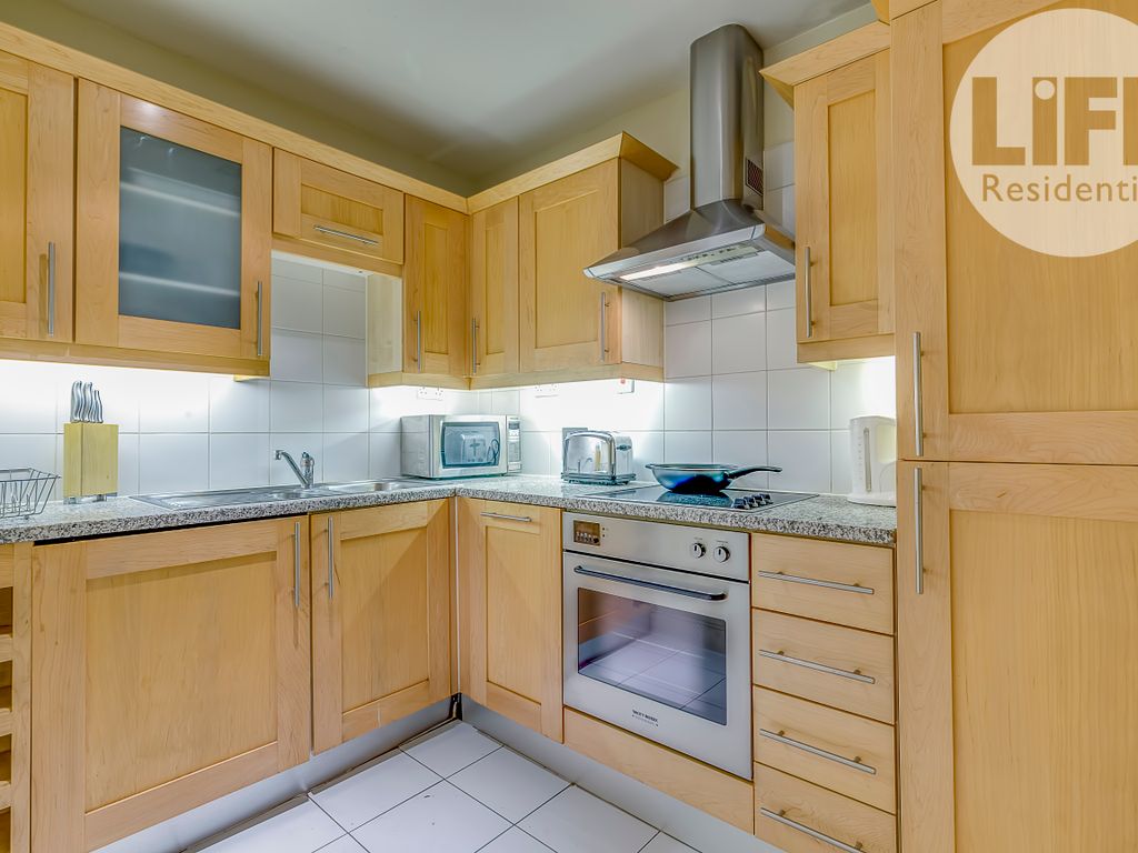 1 bed flat to rent in Whitehouse Apartments, 9 Belvedere Road