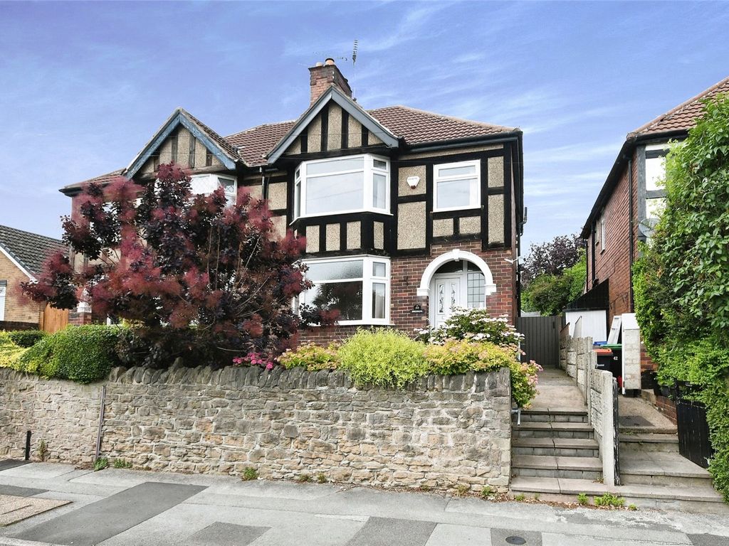 3 bed semidetached house for sale in Brook Street, SuttonInAshfield