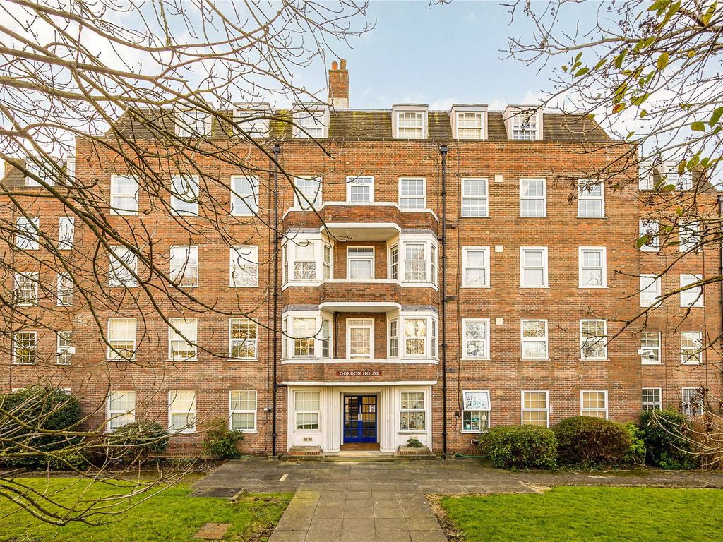 1 bed flat for sale in Western Avenue, London W5, £280,000 Zoopla