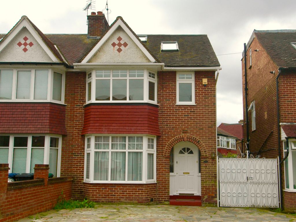4 bed semidetached house for sale in Cheviot Gardens, Golders Green