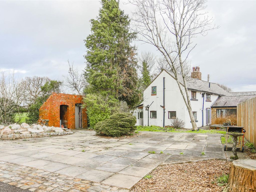 3 bed cottage for sale in Lydiate Lane, Eccleston, Chorley PR7 Zoopla