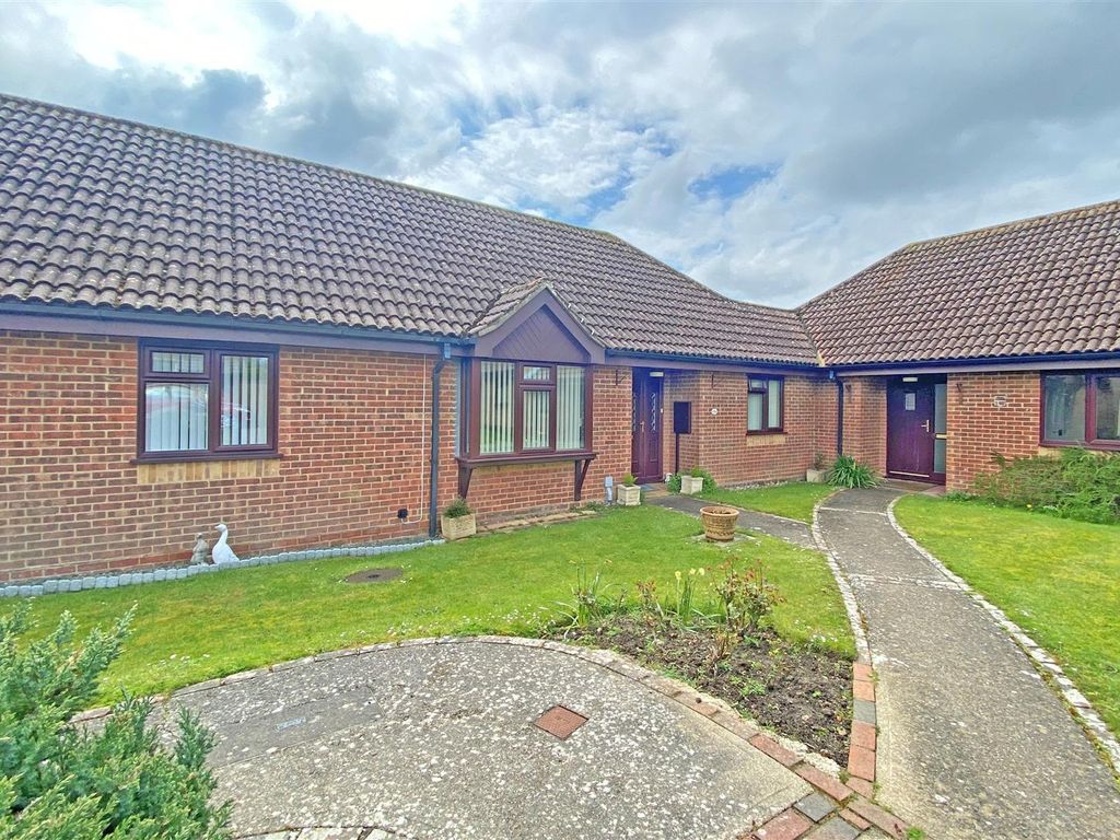 2 bed semidetached bungalow for sale in The Cedars, Hailsham BN27 Zoopla