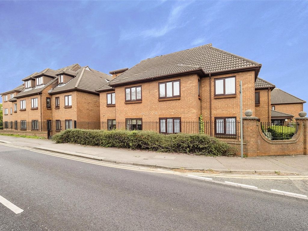 2 bed flat for sale in Regency Lodge, Albert Road, Buckhurst Hill