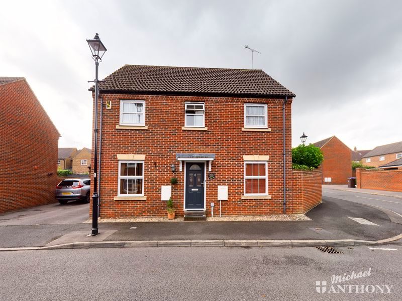 Arncott Way, Aylesbury HP19  