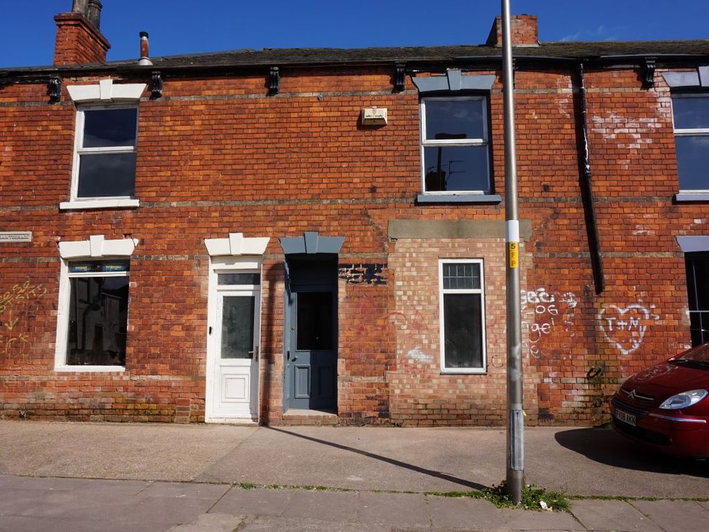 3 bed terraced house for sale in 65 Willingham Street, Grimsby, South Humberside DN32 Zoopla