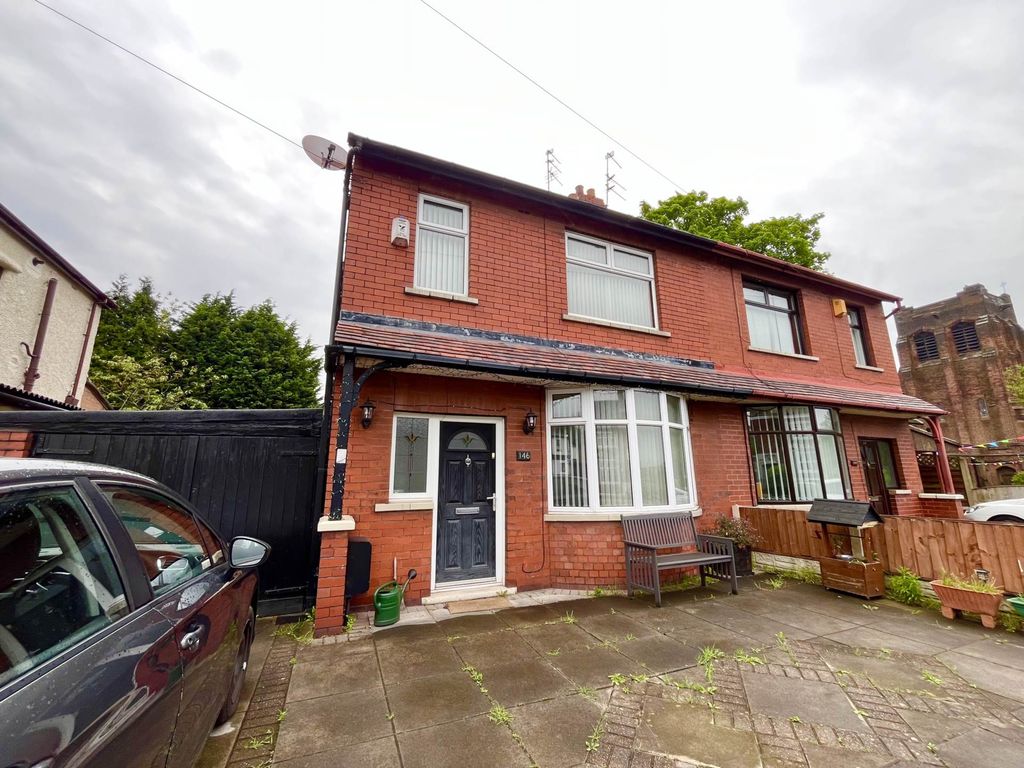 3 bed semidetached house for sale in Knowsley Road, St. Helens WA10, £