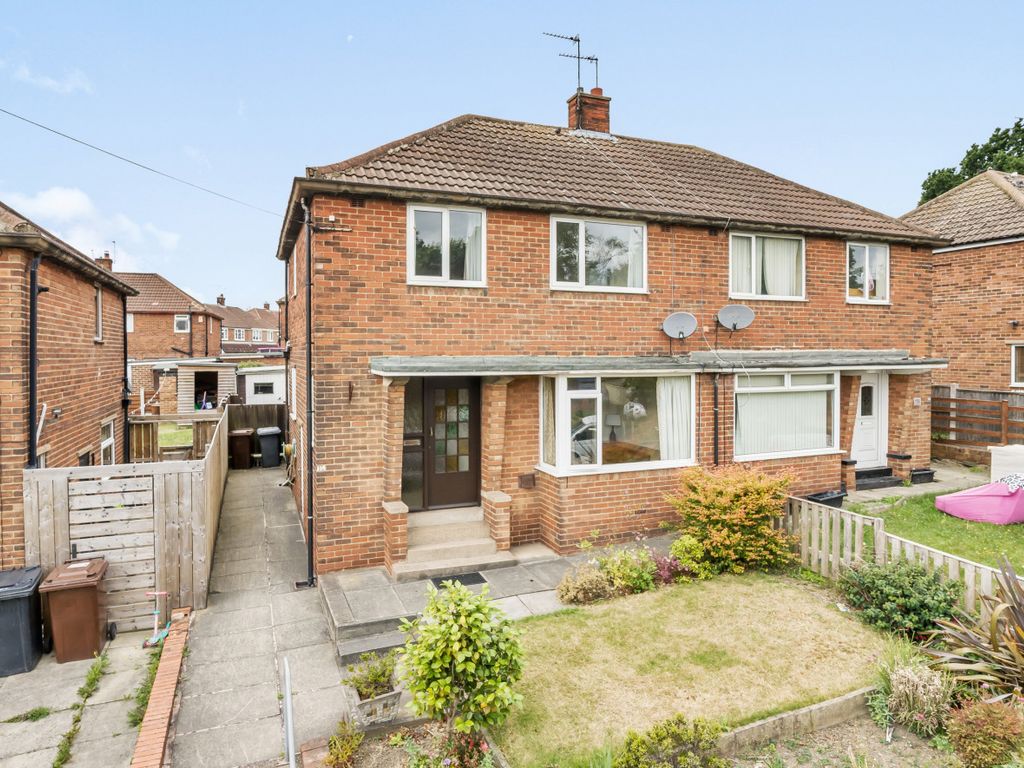 3 bed semidetached house for sale in Henconner Lane, Bramley, Leeds, West Yorkshire LS13 Zoopla