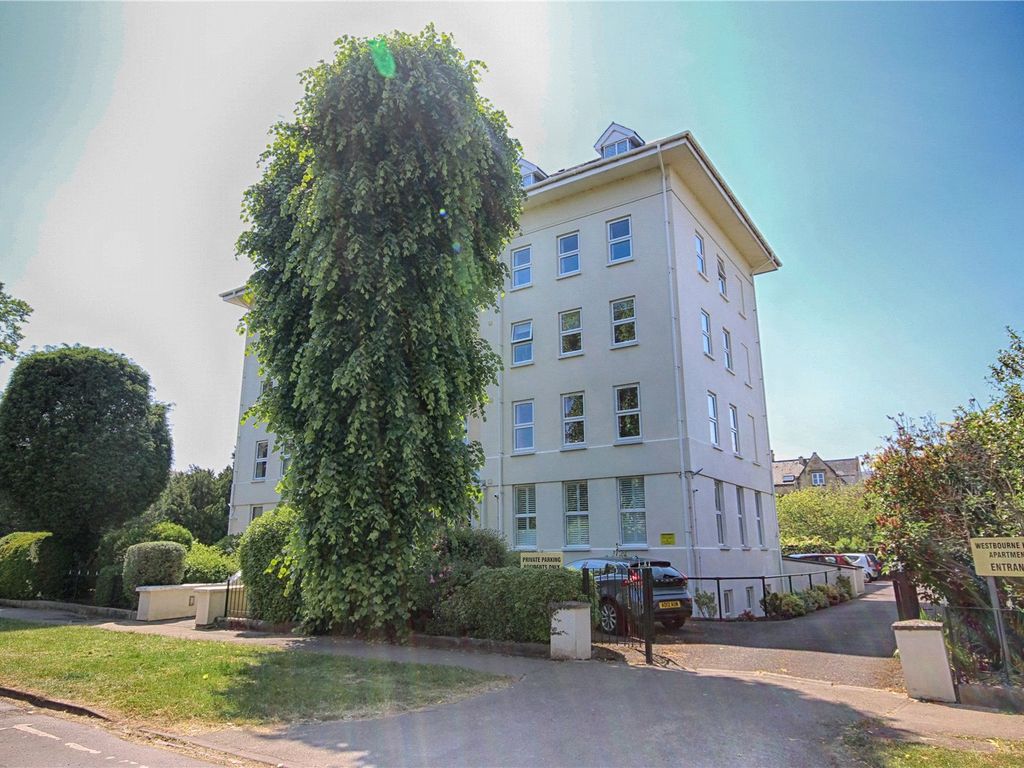 2 bed flat for sale in Westbourne Drive, Cheltenham, Gloucestershire