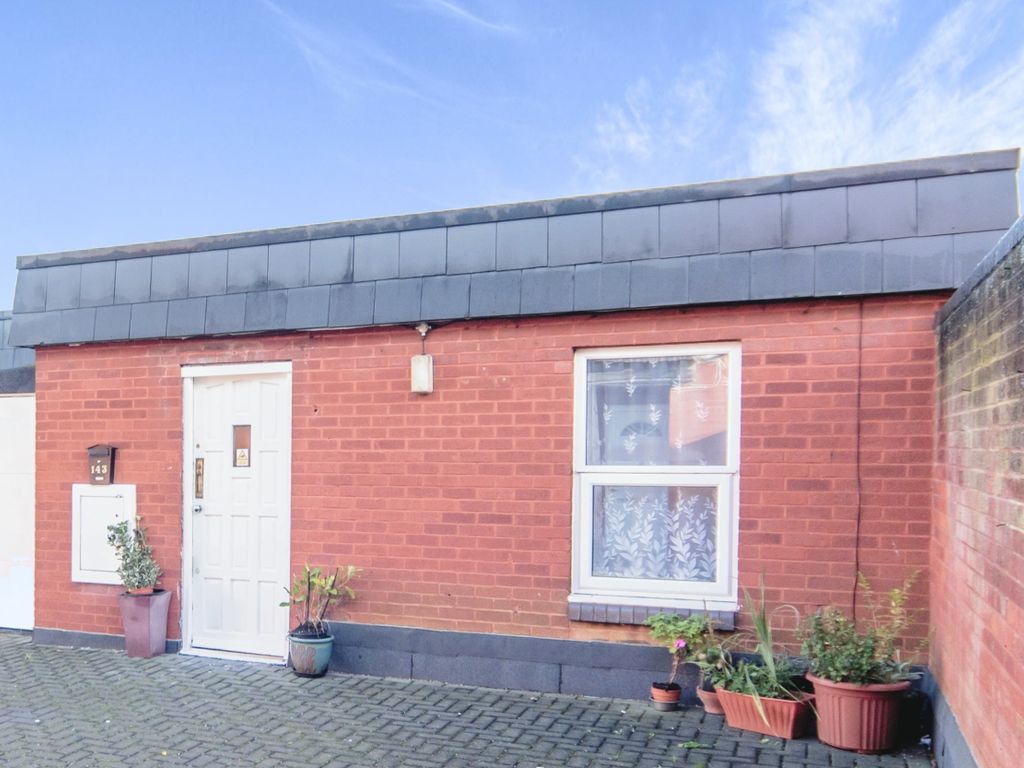 2 bed flat to rent in Church Lane, Bedford MK41 Zoopla