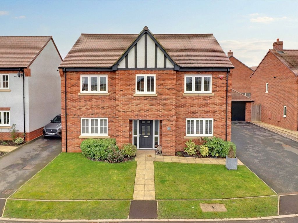 5 bed detached house for sale in Hamstall Close, Streethay, Lichfield