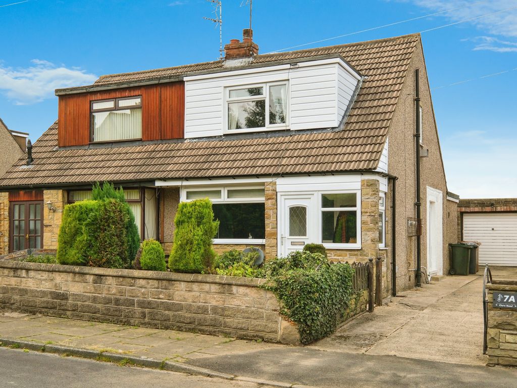 3 bed semidetached bungalow for sale in Clara Road, Bradford BD2, £